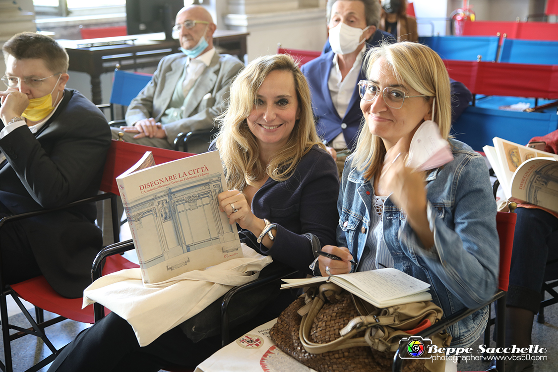 VBS_1378 - Mostra Disegnare la Città - Presentazione Stampa.jpg